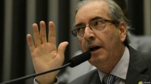 Eduardo Cunha disse à BBC Brasil que protestos ajudam sua 'votação do outro lado'