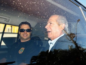 José Dirceu é preso pela PF na 17ª fase da Operação Lava Jato (Foto: Dida Sampaio/Estadão Conteúdo)